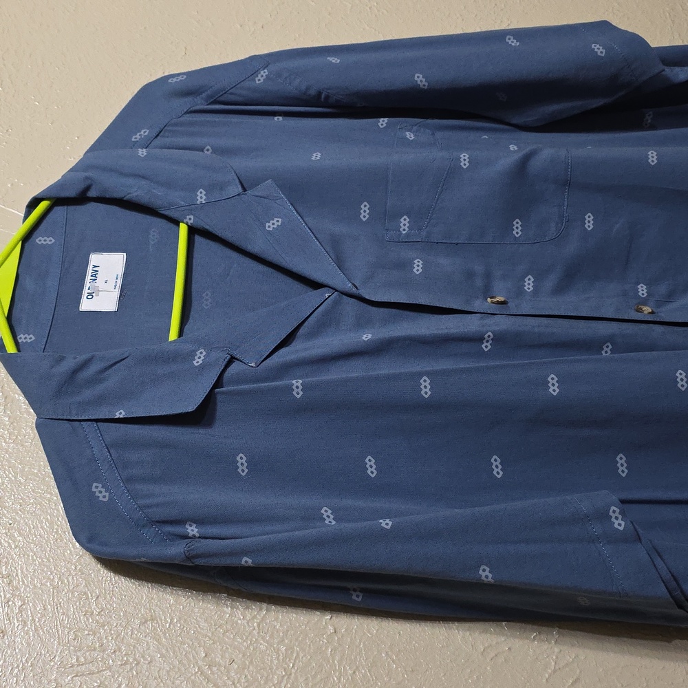 Old Navy Men's‎ Classic Blue Shirt Size XL Botton Up Short Sleeve Casual